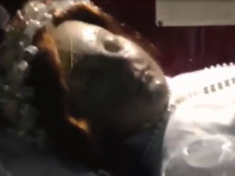 VIDEO: 300 let mrtva deklica je oživela!