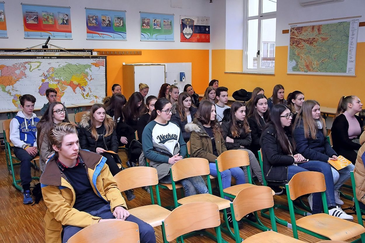 Mariborski študenti pripravljeni na Informativne dneve