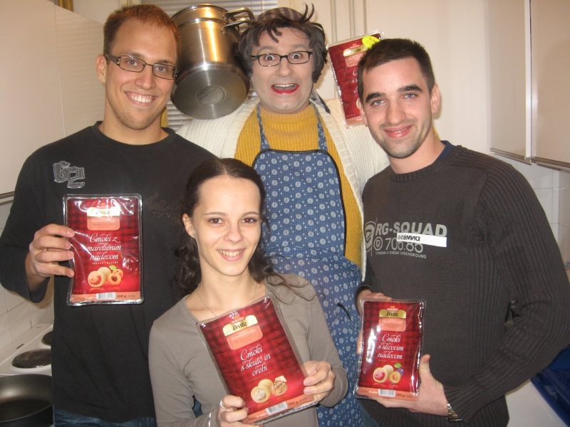 Cmokanje po študentsko