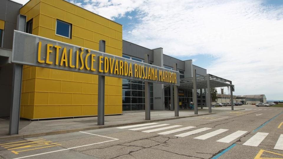 Letališče še sameva 