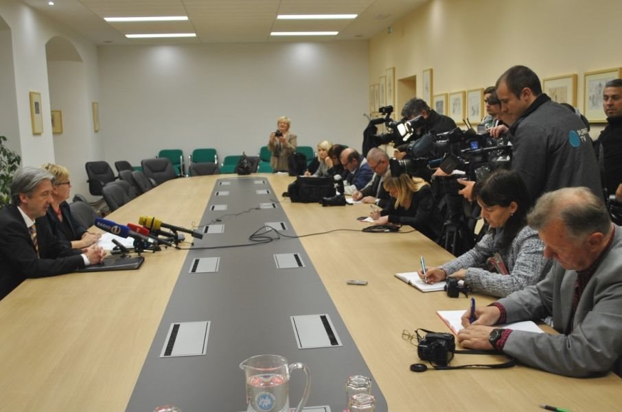 Centri za migrante so nujni