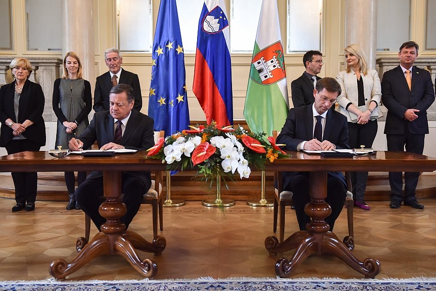 Dogovor med prestolnico in državo je sklenjen!