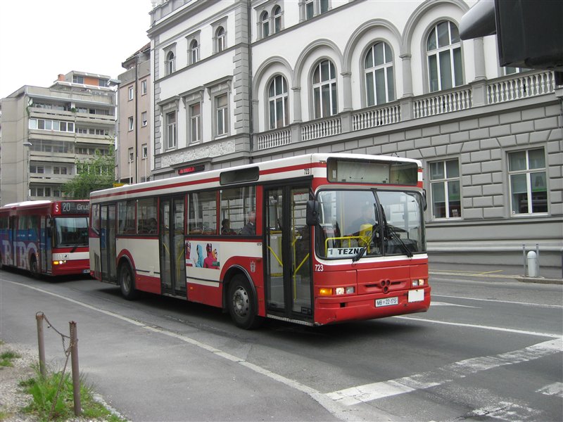 Avtobusi